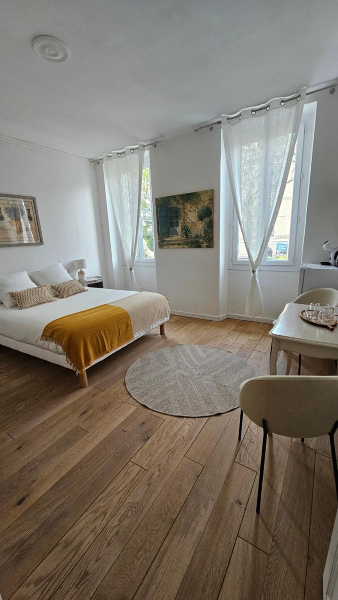 Les Chambres De Reseau Louisanne Saint-Rémy-de-Provence Eksteriør bilde